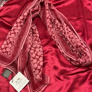 COACH 100% SILK LOGO SCARF